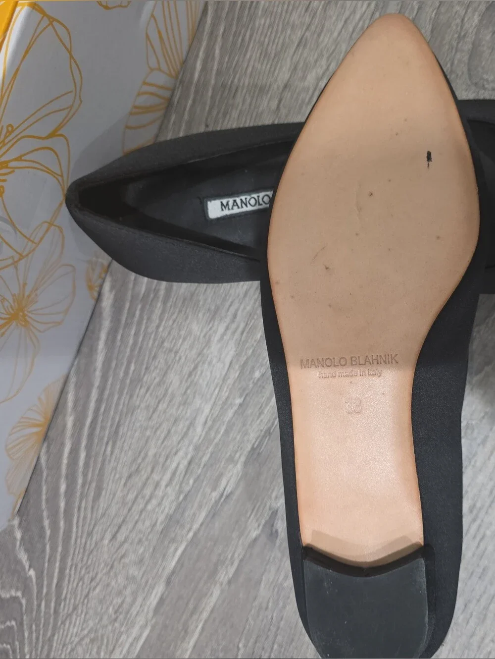 Manolo Blahnik manolo blahnik